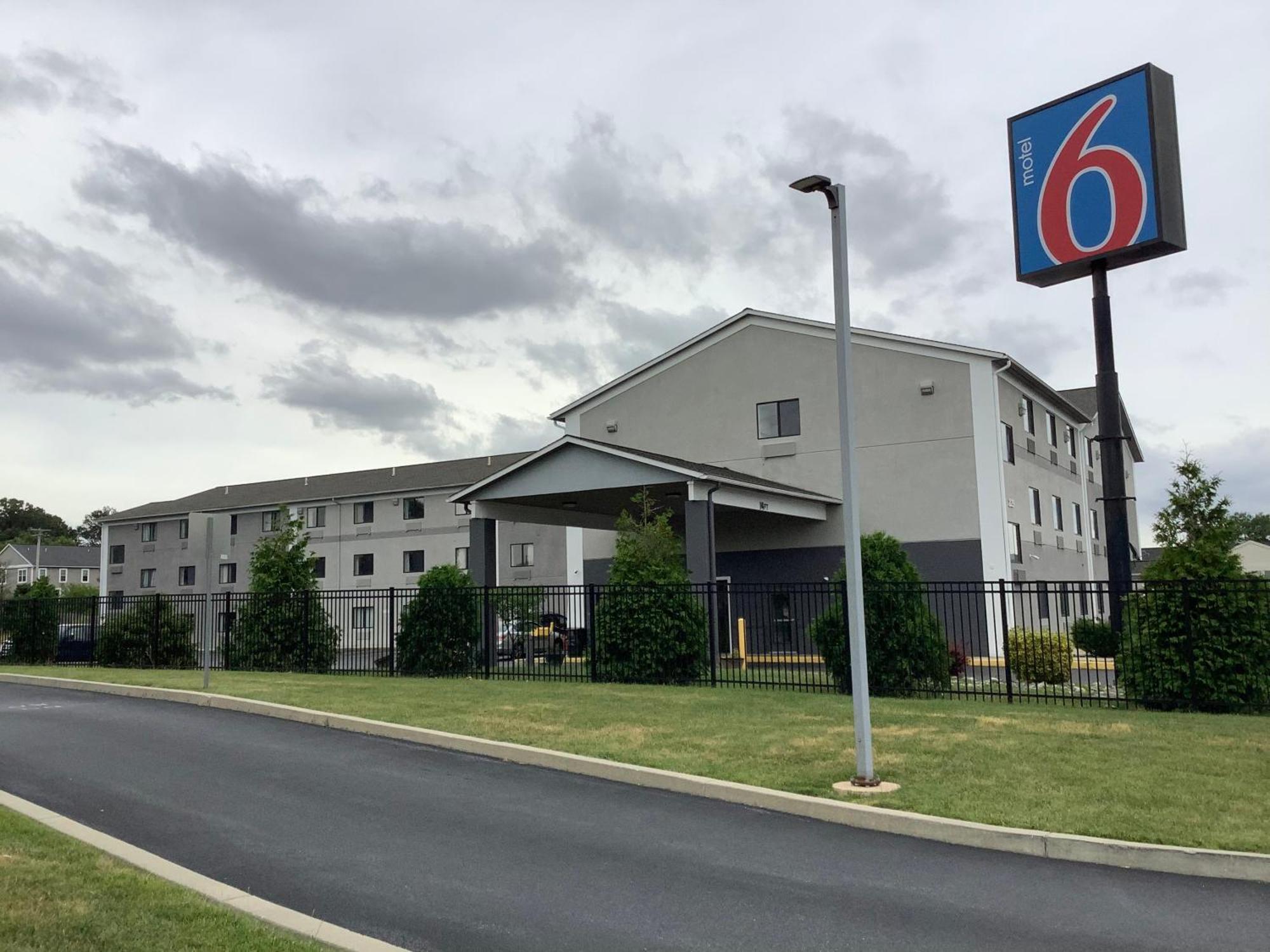 Motel 6 Lancaster Exterior foto